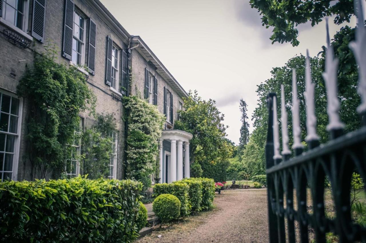 Caistor Hall Arminghall Exterior foto