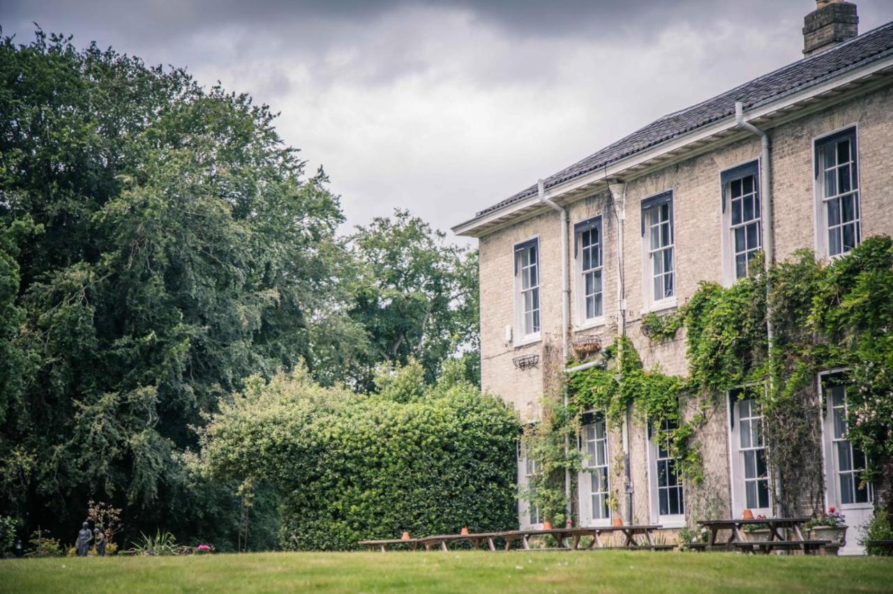 Caistor Hall Arminghall Exterior foto